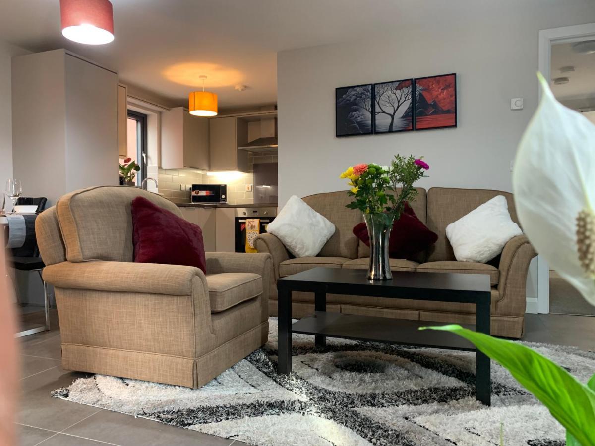 Aqua Dreams - Serviced Luxury Modern Belfast City Centre 2 Bed Apartment المظهر الخارجي الصورة