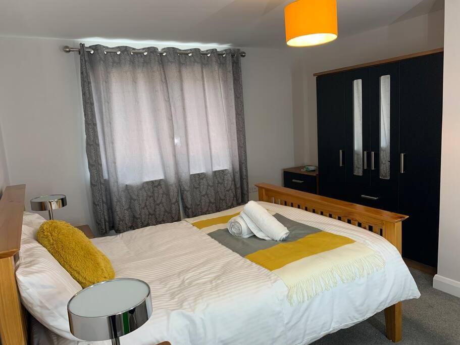 Aqua Dreams - Serviced Luxury Modern Belfast City Centre 2 Bed Apartment المظهر الخارجي الصورة