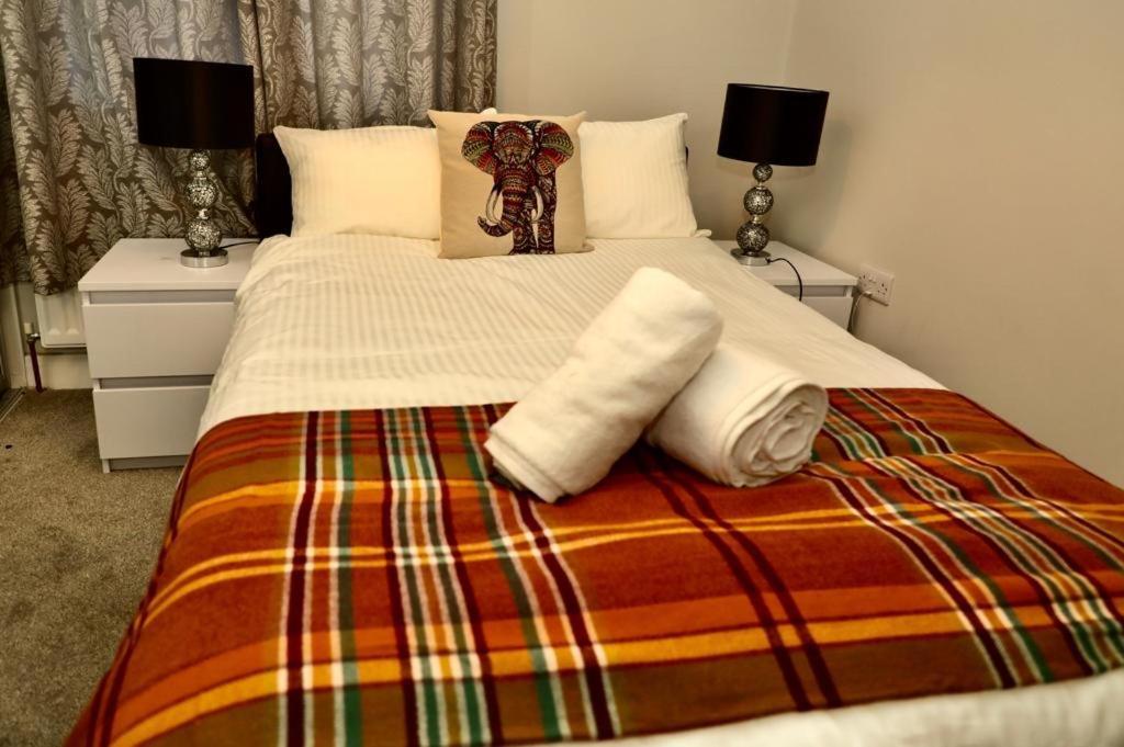 Aqua Dreams - Serviced Luxury Modern Belfast City Centre 2 Bed Apartment المظهر الخارجي الصورة